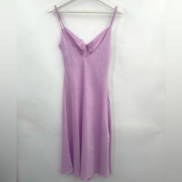 SHOWPO Midi Satin Slip Dress “Toss The Dice Dress” Size 2 in Lilac - Picture 5 of 6